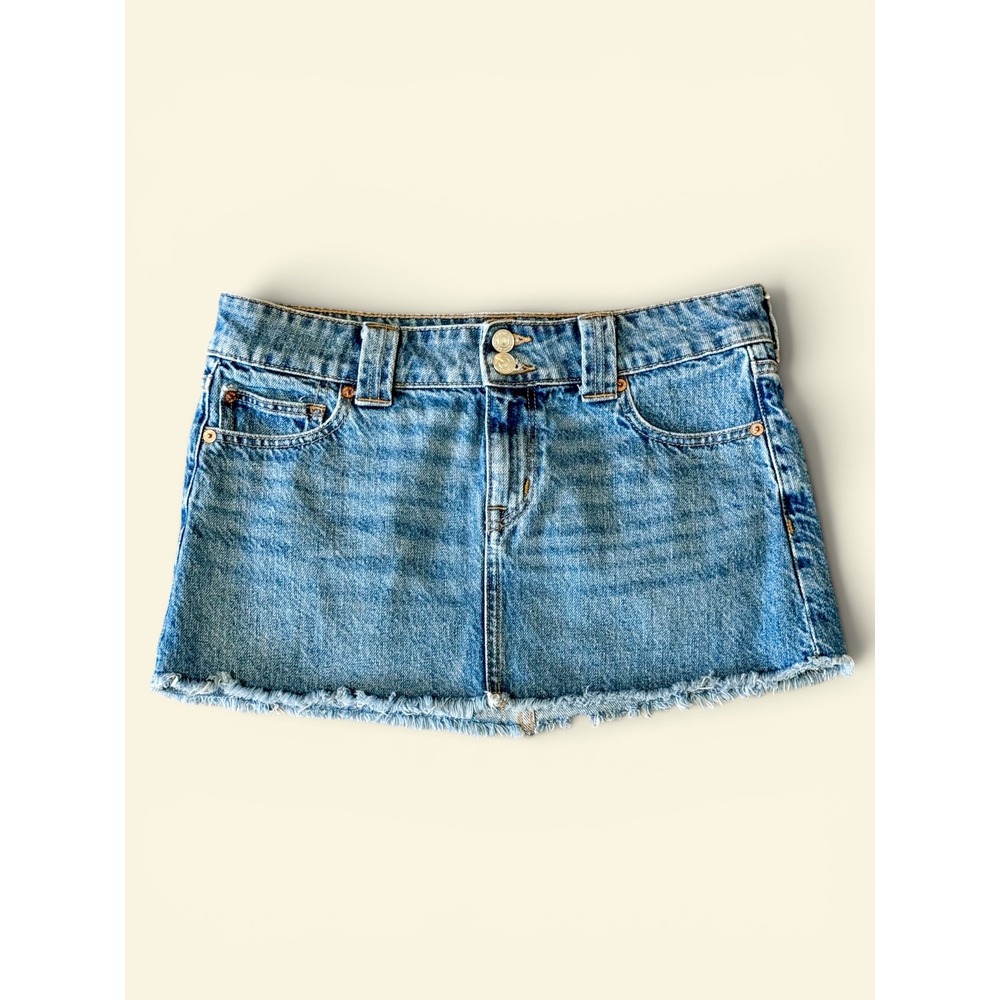 American Eagle Size-4‎ Blue Denim Mini Skirt Raw Hem Low Rise Med Wash Y2K Retro